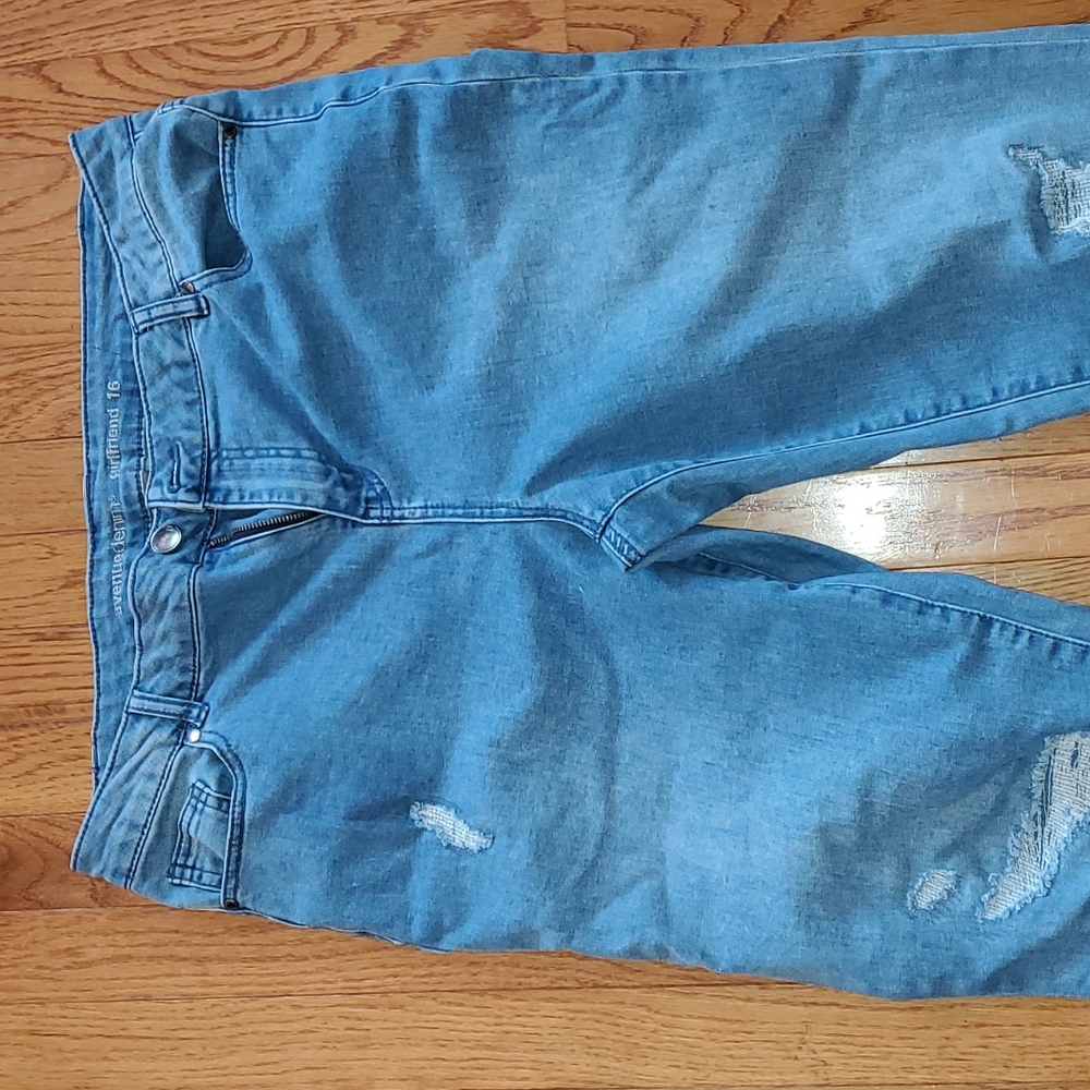 Avenue size 16 girlfriend Distress jeans